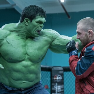 a-photo-of-the-hulk-in-an-mma-fight-with-a-regular-5eB96LDzQ0Wl6A33dUf1mw-SYUqB-oIRuiytuc5Q1pJ5g